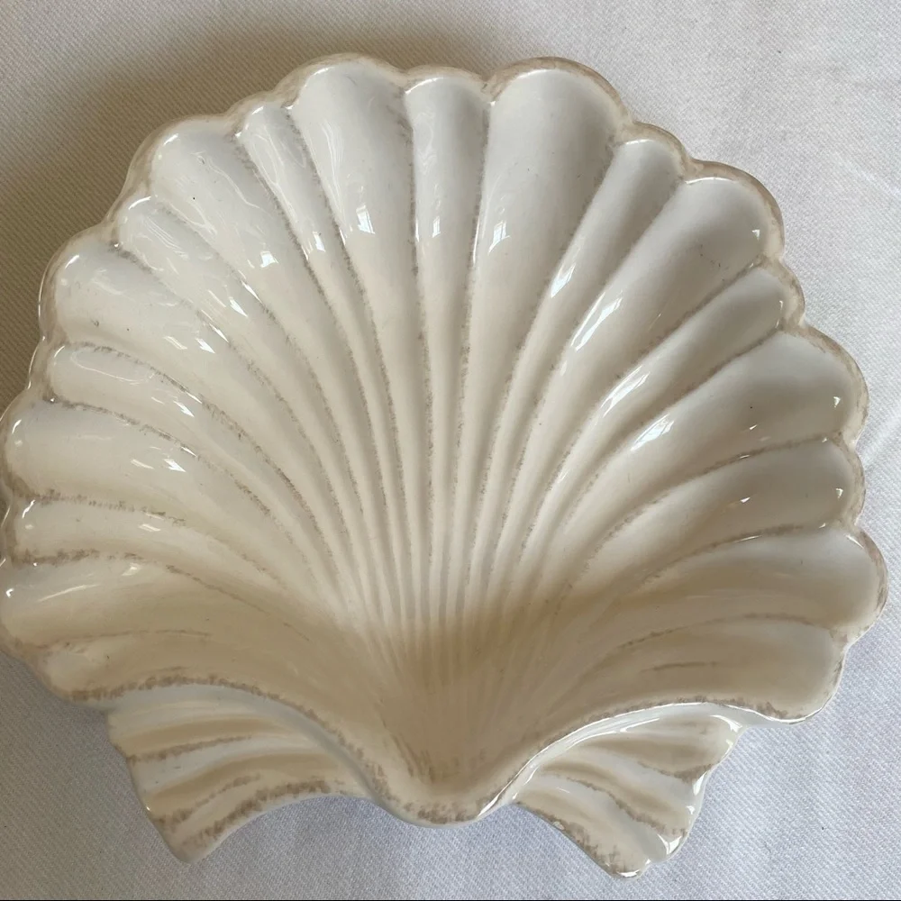 Sur La Table Earthenware Scallop Shell Appetizer Dish Coastal
